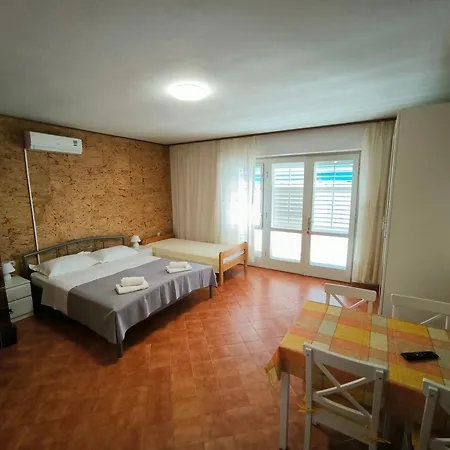 Apartments Marina Makarska Exterior photo